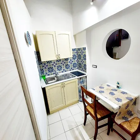 La Rondine Bed & Breakfast Massa Lubrense